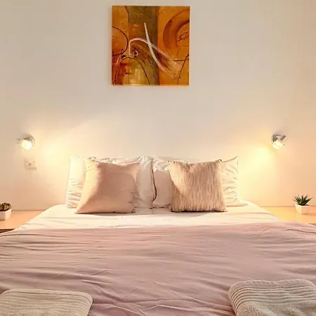 Lägenhet Modern 2 Bedroom - Windsor -