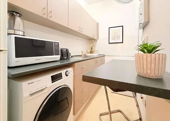 아파트 Modern 2 Bedroom - Windsor - *